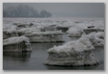 Icebergs in the Niagara after the big windstorm of 2008 broke the ice dam